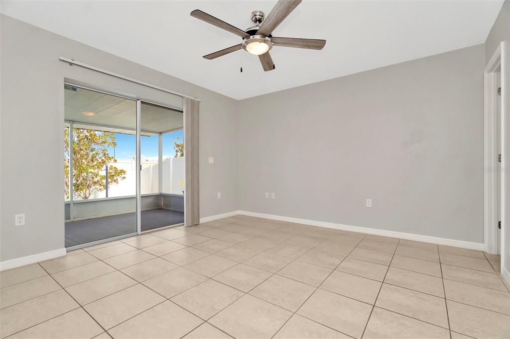 Active With Contract: $349,900 (3 beds, 2 baths, 1158 Square Feet)