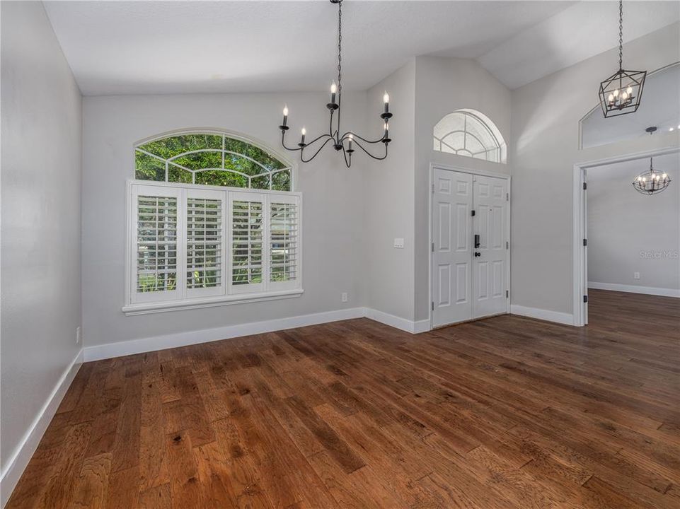 Formal dining room to the right of the foyer