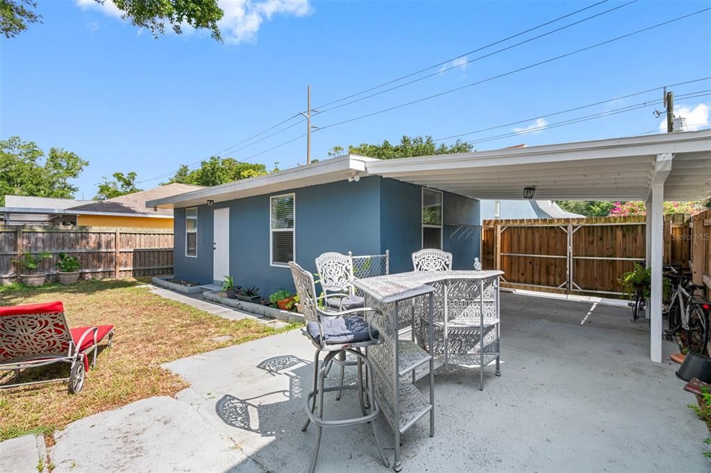 Active With Contract: $355,000 (3 beds, 2 baths, 1248 Square Feet)
