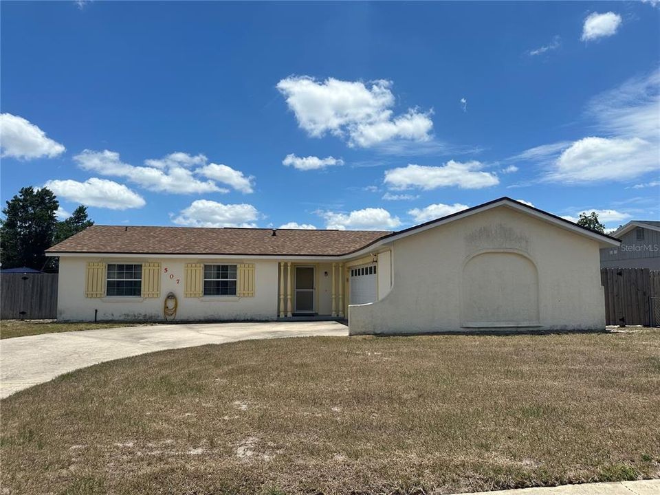 Active With Contract: $340,000 (4 beds, 2 baths, 1546 Square Feet)