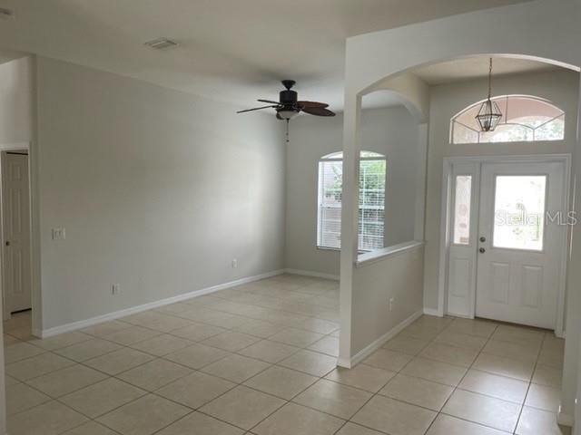 For Rent: $2,900 (4 beds, 3 baths, 2602 Square Feet)