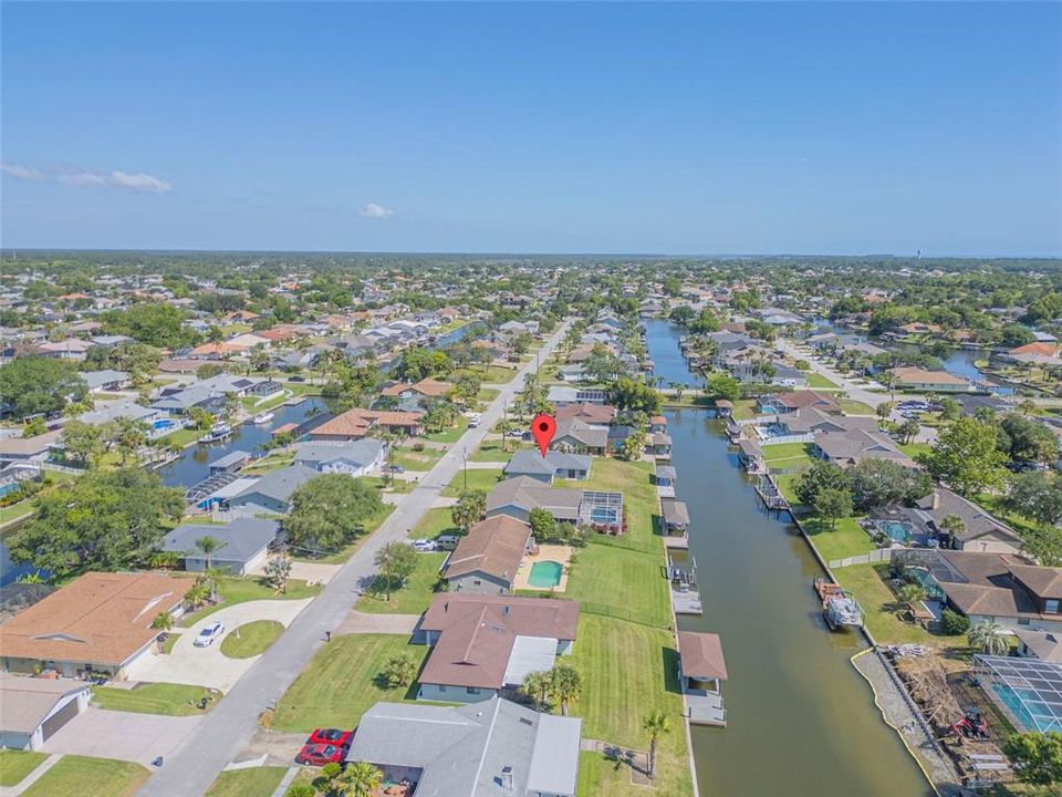 Active With Contract: $424,900 (3 beds, 2 baths, 1583 Square Feet)