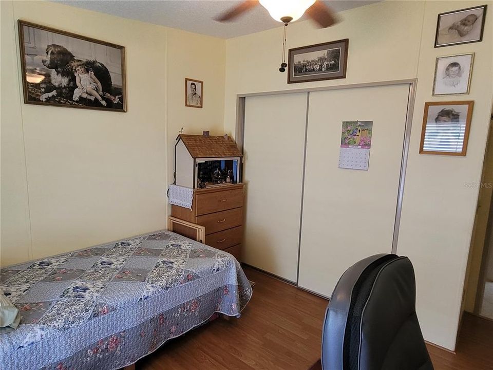 For Sale: $197,500 (2 beds, 2 baths, 1280 Square Feet)
