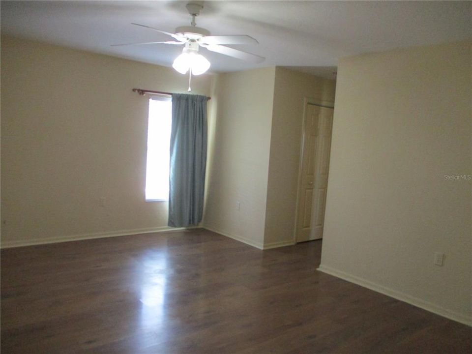 For Sale: $229,000 (2 beds, 2 baths, 1686 Square Feet)