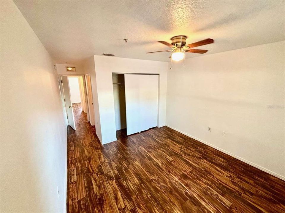 For Sale: $147,500 (2 beds, 2 baths, 920 Square Feet)