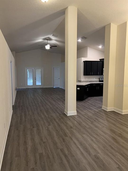 For Rent: $2,545 (4 beds, 3 baths, 2257 Square Feet)