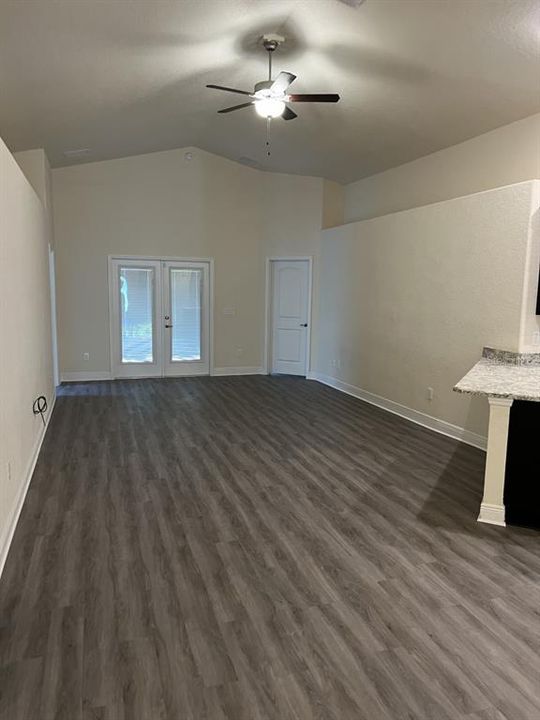 For Rent: $2,545 (4 beds, 3 baths, 2257 Square Feet)