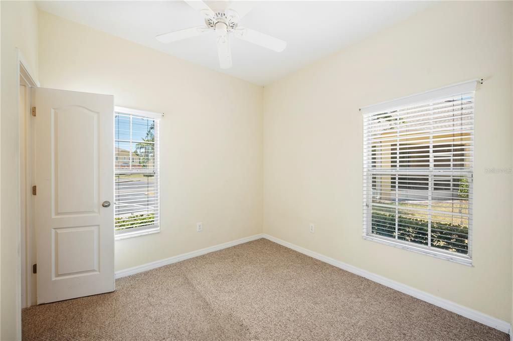 Downstairs Bedroom 1- perfect also for an office!