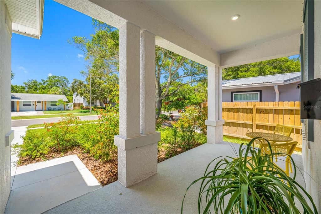 For Sale: $1,000,000 (4 beds, 3 baths, 2902 Square Feet)