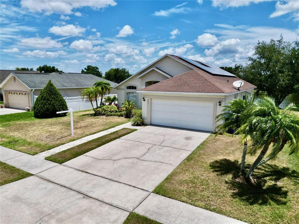 For Sale: $380,000 (3 beds, 2 baths, 1619 Square Feet)