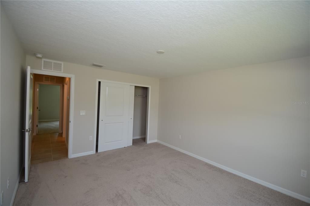 For Rent: $2,200 (3 beds, 2 baths, 1630 Square Feet)