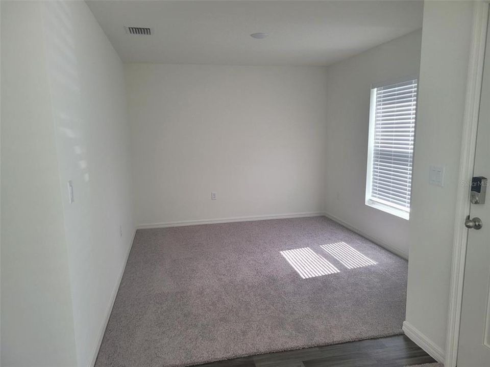 For Rent: $2,300 (3 beds, 2 baths, 1552 Square Feet)