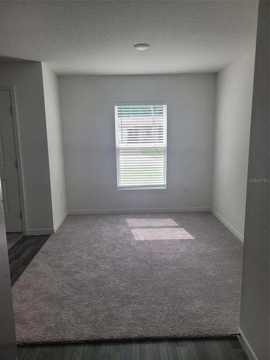 For Rent: $2,300 (3 beds, 2 baths, 1552 Square Feet)