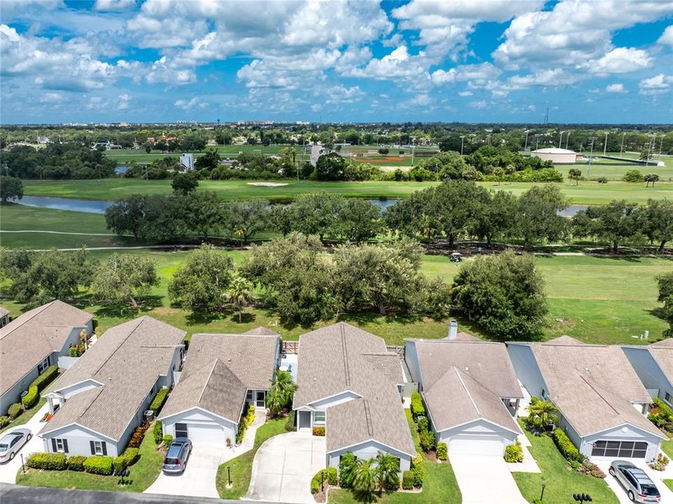 For Sale: $450,000 (2 beds, 2 baths, 1585 Square Feet)