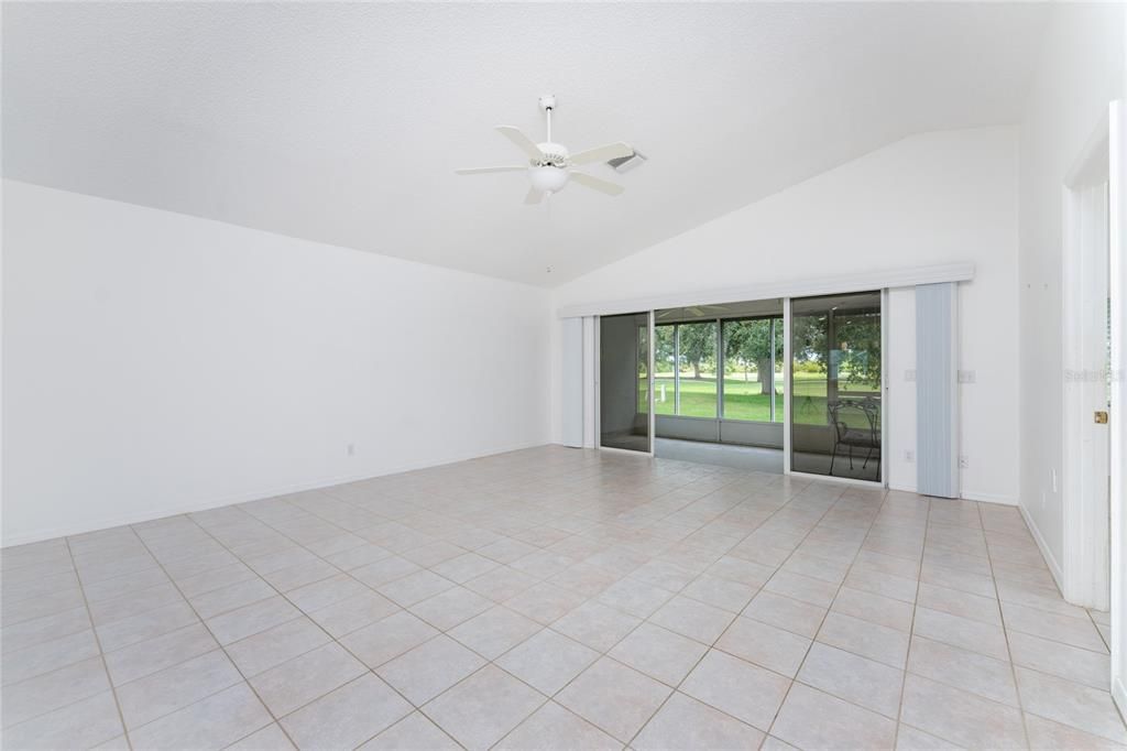 For Sale: $430,000 (2 beds, 2 baths, 1585 Square Feet)