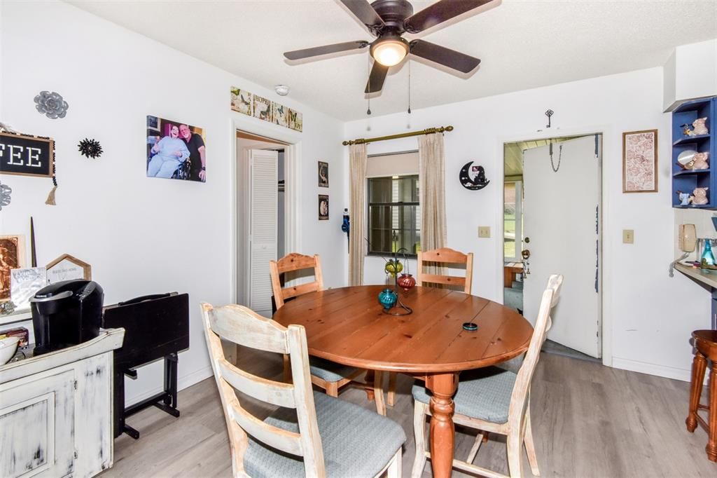 For Sale: $229,000 (2 beds, 2 baths, 1242 Square Feet)