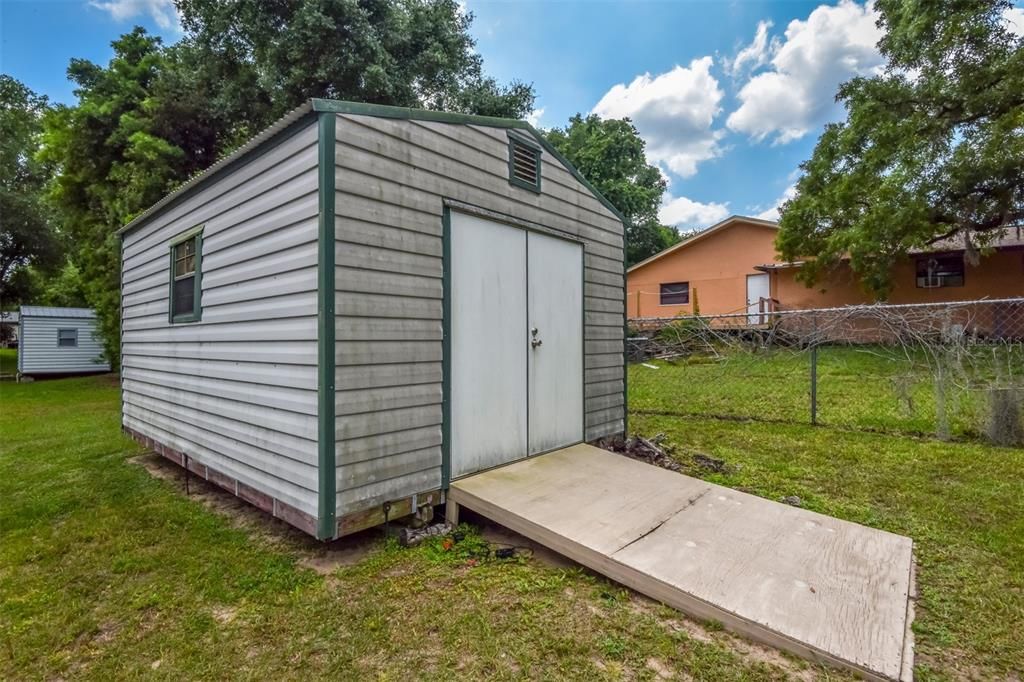 For Sale: $229,000 (2 beds, 2 baths, 1242 Square Feet)