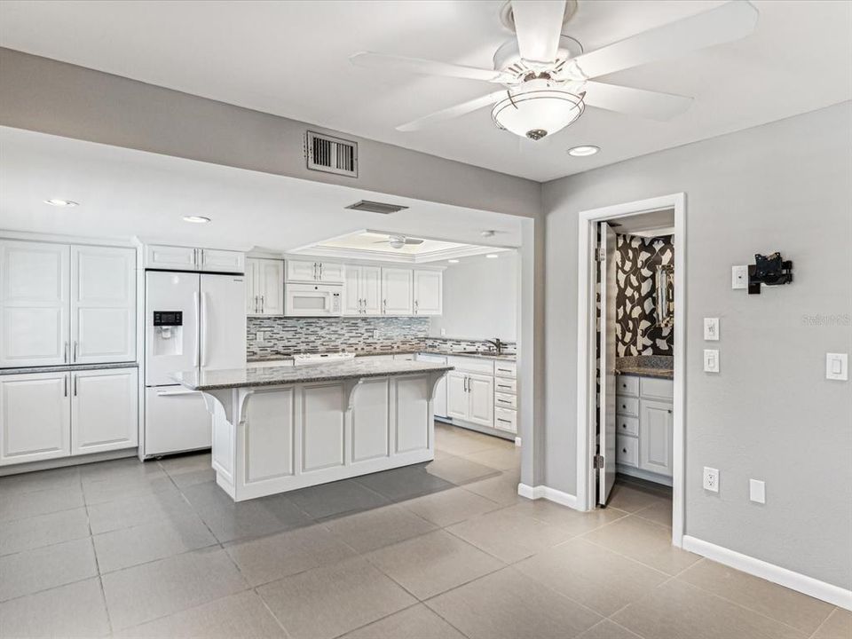 Active With Contract: $1,390,000 (3 beds, 3 baths, 2150 Square Feet)