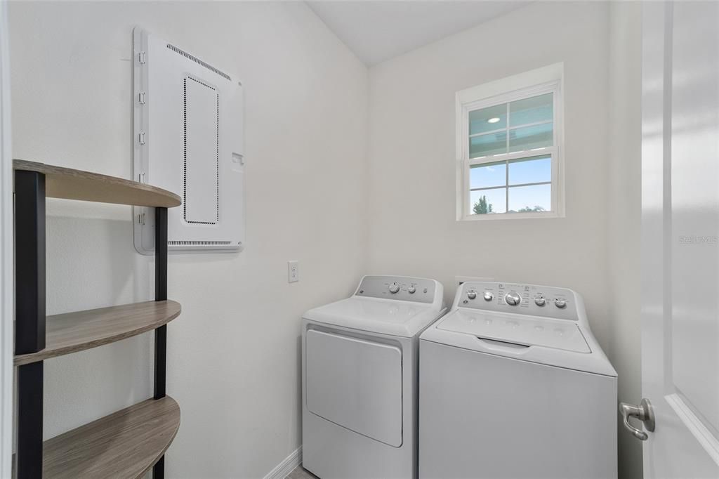 Recently Rented: $2,500 (2 beds, 2 baths, 1610 Square Feet)