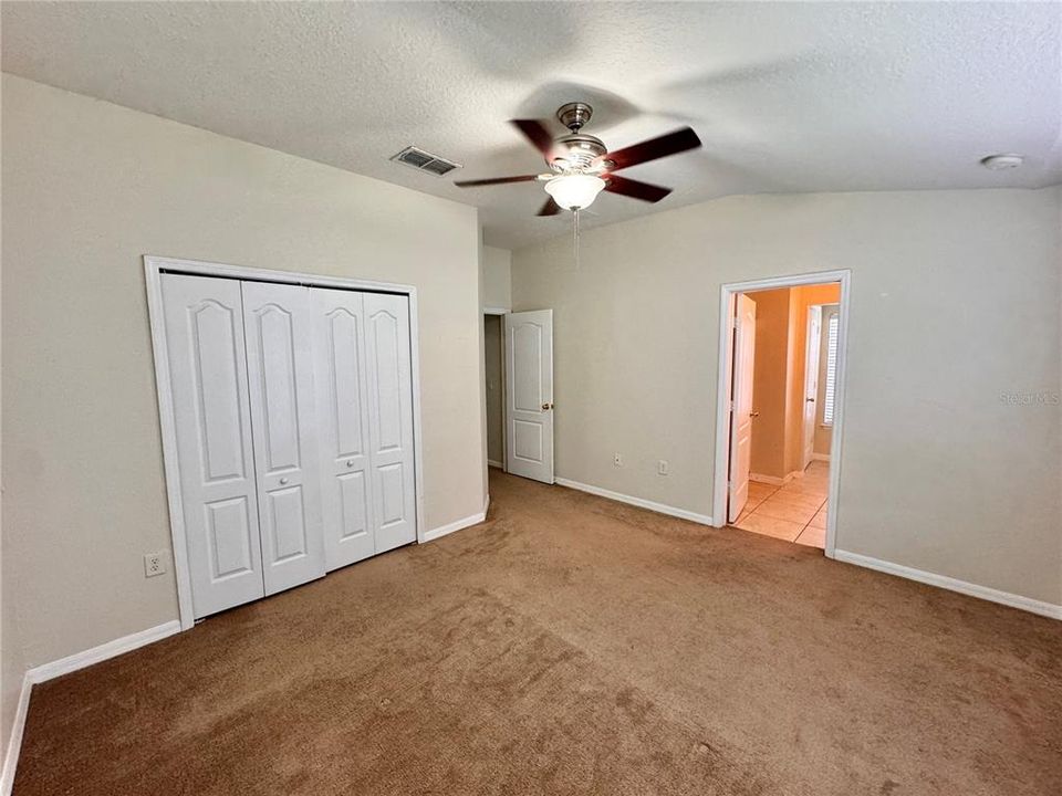 Recently Rented: $2,100 (3 beds, 2 baths, 1544 Square Feet)