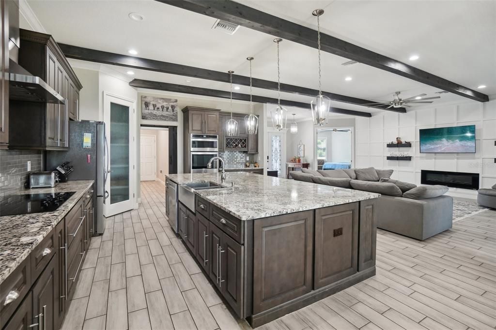 Active With Contract: $769,000 (4 beds, 3 baths, 2584 Square Feet)