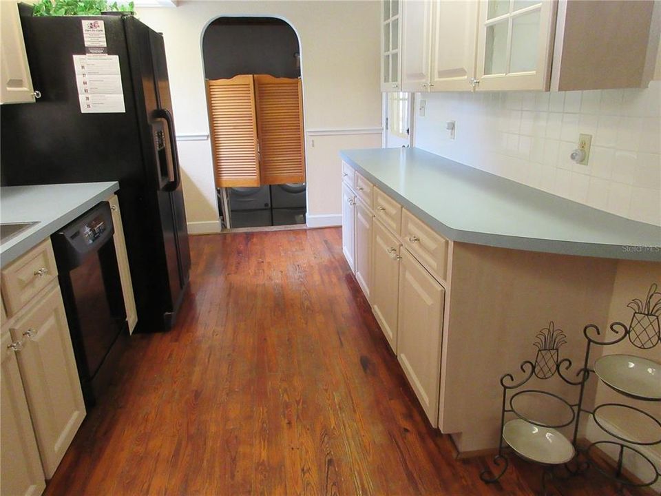 For Sale: $404,500 (3 beds, 2 baths, 1789 Square Feet)