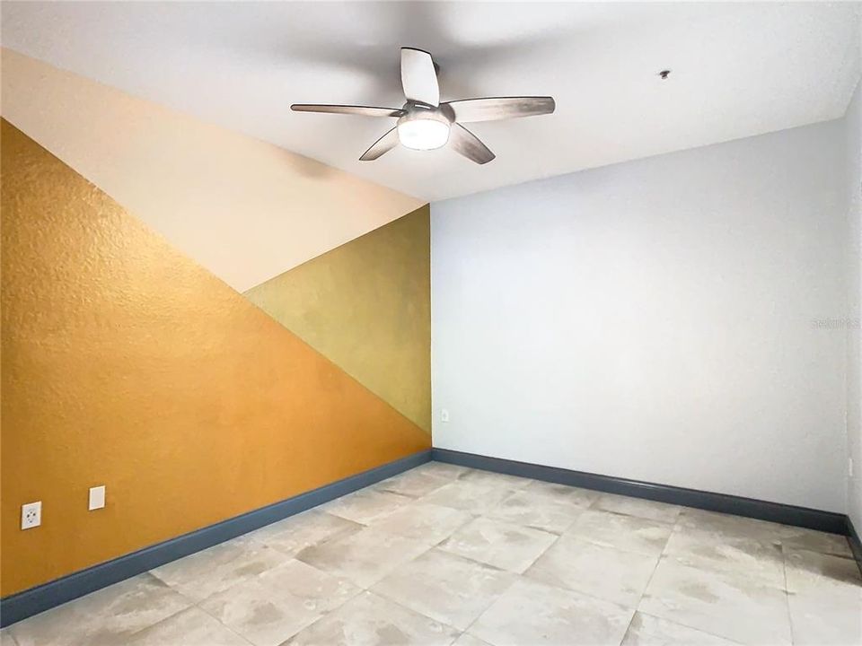 Active With Contract: $229,000 (2 beds, 2 baths, 1063 Square Feet)