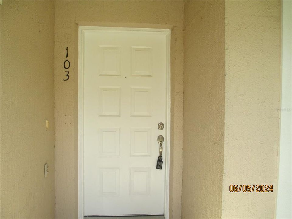 For Rent: $1,750 (2 beds, 2 baths, 1013 Square Feet)