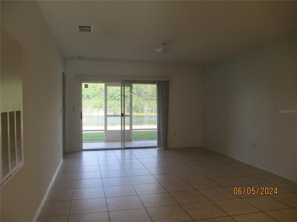 For Rent: $1,750 (2 beds, 2 baths, 1013 Square Feet)