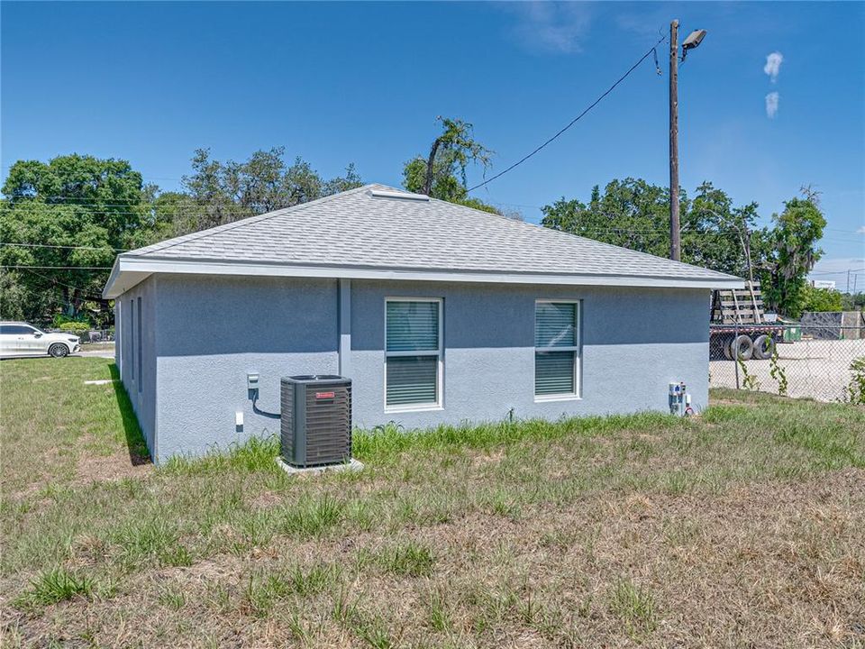 For Sale: $274,999 (3 beds, 2 baths, 1338 Square Feet)