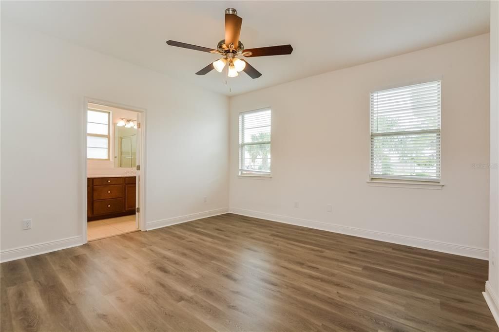 For Rent: $2,055 (3 beds, 2 baths, 1580 Square Feet)