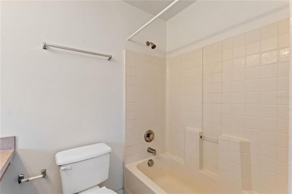 For Sale: $307,900 (3 beds, 2 baths, 1080 Square Feet)