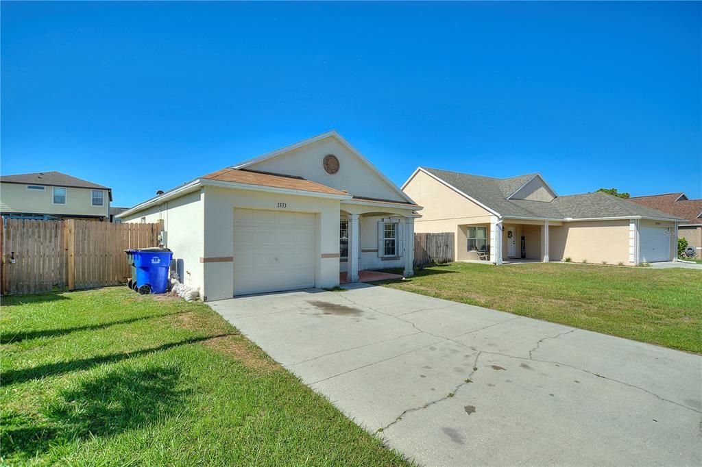 For Sale: $307,900 (3 beds, 2 baths, 1080 Square Feet)