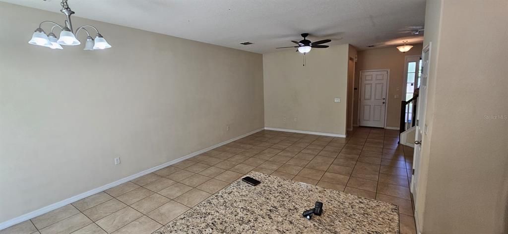 Active With Contract: $2,375 (3 beds, 2 baths, 1407 Square Feet)