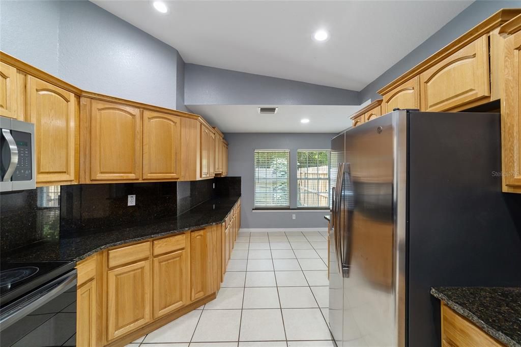 Active With Contract: $264,900 (3 beds, 2 baths, 1589 Square Feet)