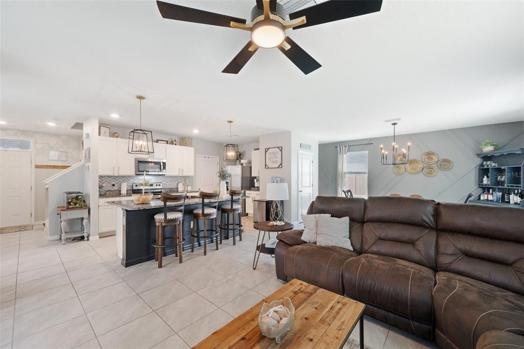 Active With Contract: $465,000 (4 beds, 2 baths, 2260 Square Feet)