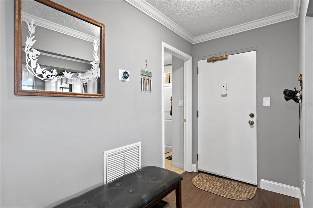 For Sale: $405,000 (2 beds, 2 baths, 1330 Square Feet)