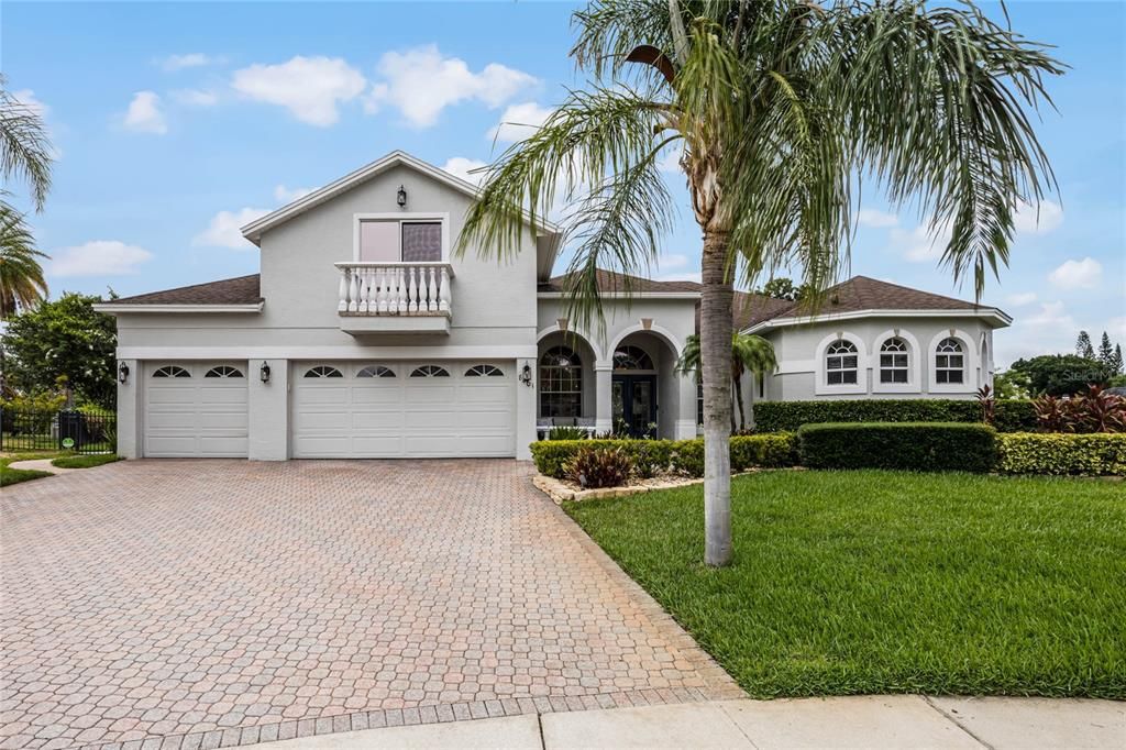 Active With Contract: $887,000 (5 beds, 3 baths, 3097 Square Feet)