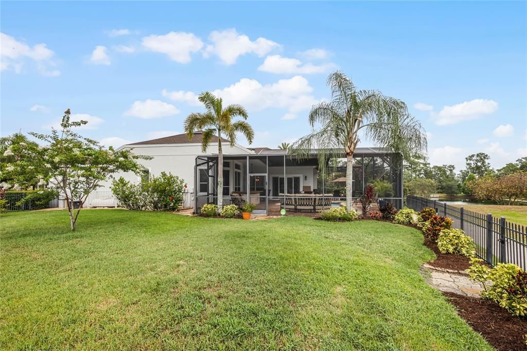 Active With Contract: $887,000 (5 beds, 3 baths, 3097 Square Feet)