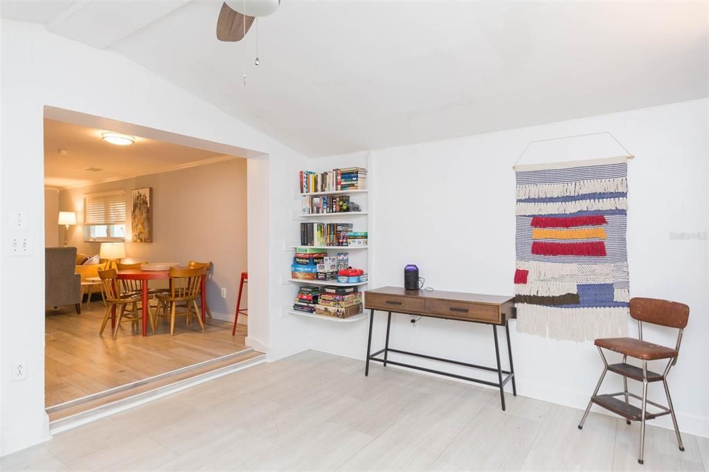 For Sale: $390,000 (2 beds, 2 baths, 1224 Square Feet)