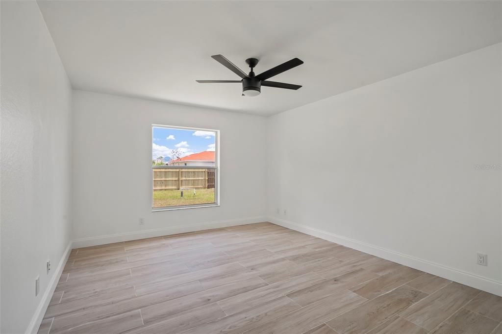 Active With Contract: $317,000 (3 beds, 2 baths, 1336 Square Feet)