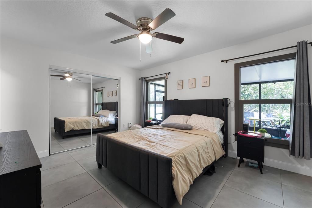 Active With Contract: $433,000 (3 beds, 2 baths, 1720 Square Feet)