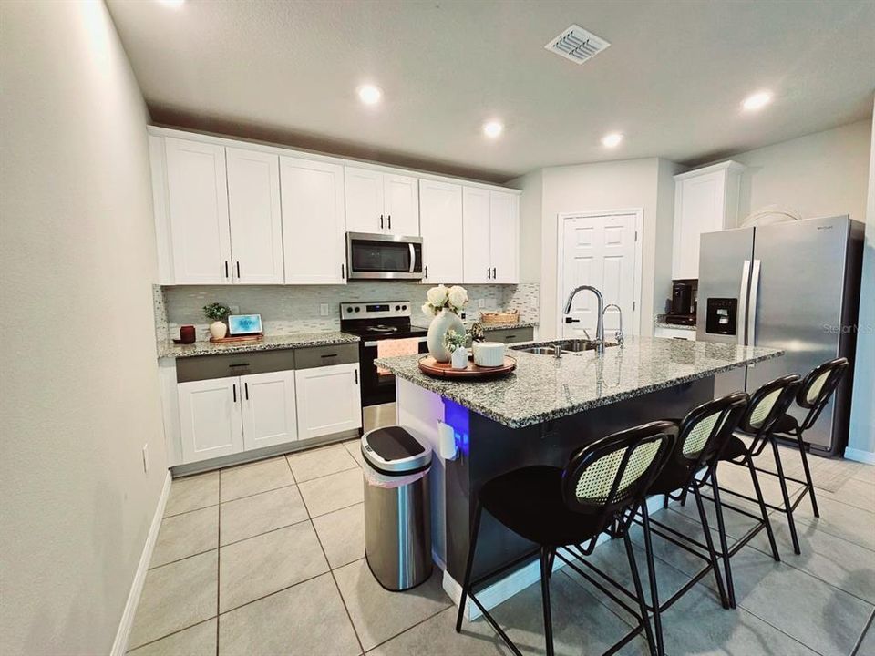 Active With Contract: $2,350 (4 beds, 2 baths, 2340 Square Feet)