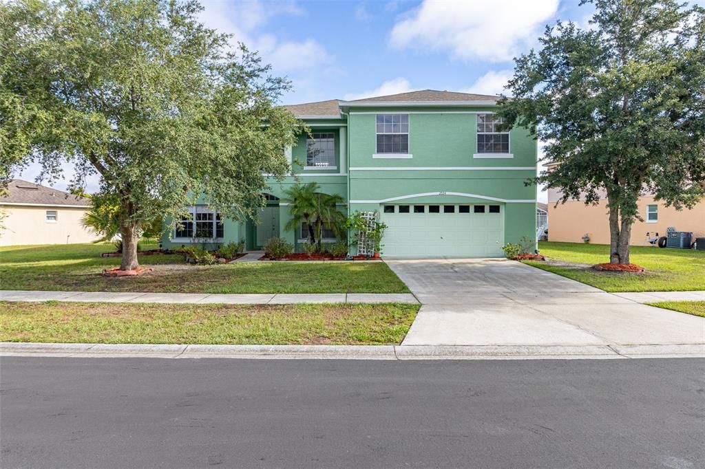 Active With Contract: $465,000 (6 beds, 3 baths, 2658 Square Feet)