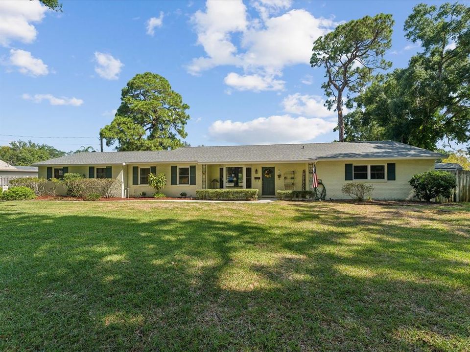 For Sale: $799,000 (4 beds, 3 baths, 1908 Square Feet)