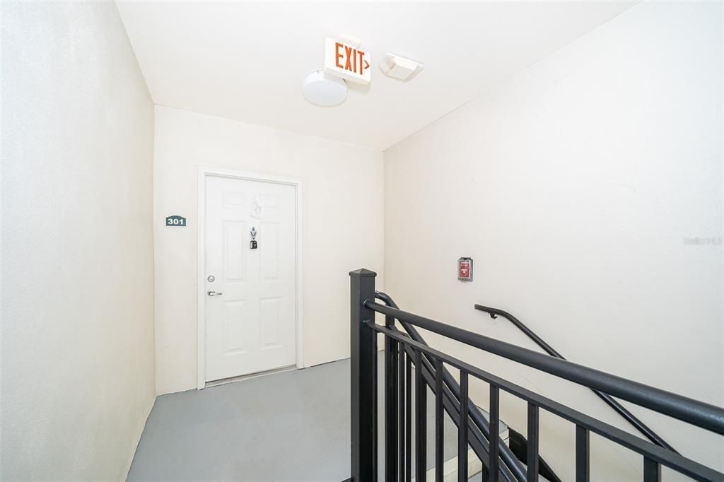 For Sale: $315,000 (2 beds, 2 baths, 1188 Square Feet)