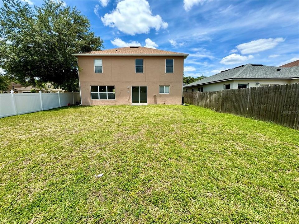 For Sale: $420,000 (4 beds, 2 baths, 2387 Square Feet)