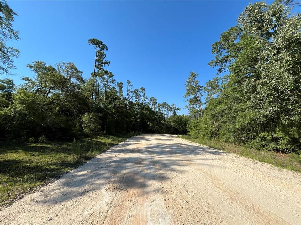 En Venta: $23,900 (2.54 acres)