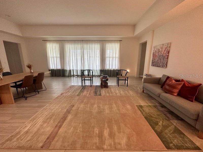 En Venta: $599,000 (4 camas, 3 baños, 2709 Pies cuadrados)