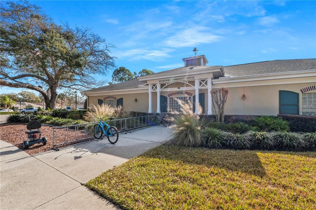 For Sale: $625,000 (5 beds, 3 baths, 2758 Square Feet)